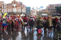 2018-02-11 Na de Carnavalsmis voor de kerk 11 2018-02-11 Na de Carnavalsmis voor de kerk 11